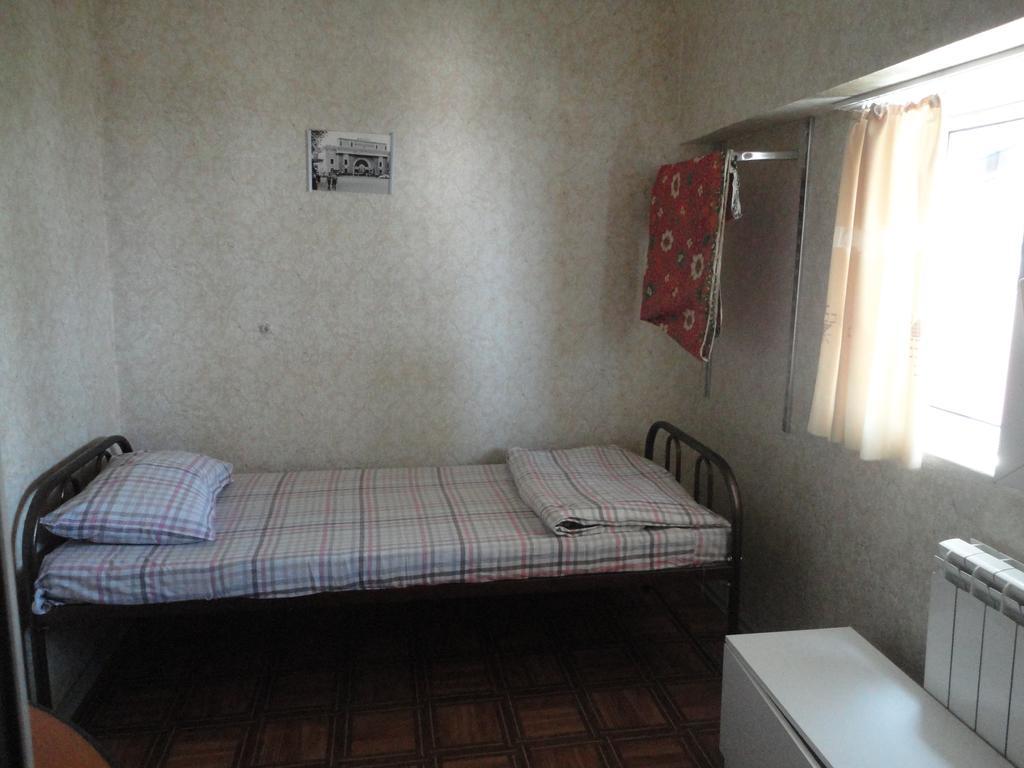 Amigo Hostel Almaty Zimmer foto